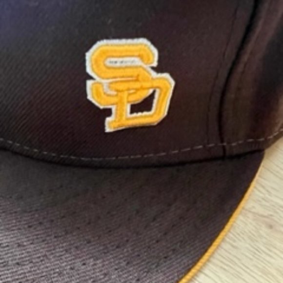 59Fifty San Diego Padres Swinging Friar Hat - Picture 5 of 12